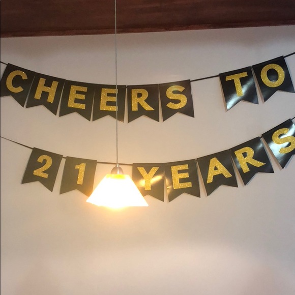 “cheers to 21 years” party banner - Picture 1 of 3